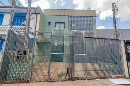 Galpão/Depósito/Armazém à venda, 250m² no São Geraldo, Porto Alegre