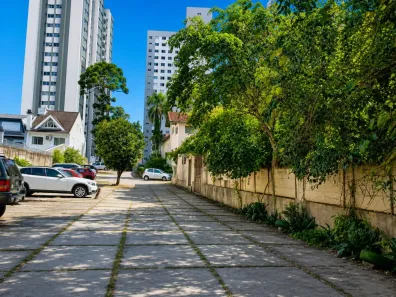 Lote/Terreno à venda, 3500m² no Cristo Rei, Curitiba