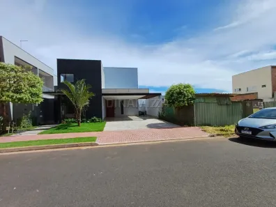 Casa de Condomínio com 3 Quartos à venda, 180m² no Estância dos Ipês, Uberaba