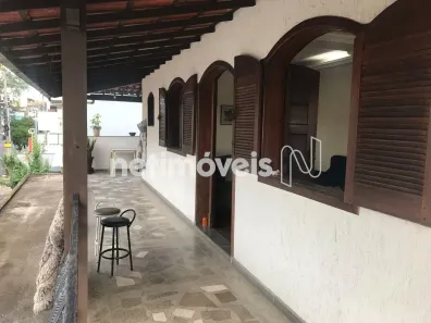 Casa com 3 Quartos para alugar, 200m² no Paquetá, Belo Horizonte