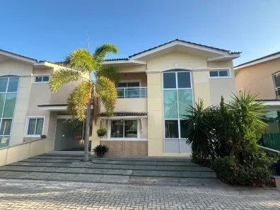Casa de Condomínio com 3 Quartos à venda, 187m² no Lagoa Redonda, Fortaleza