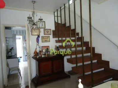 Sobrado com 4 Quartos para venda ou aluguel, 267m² no Aclimação, São Paulo
