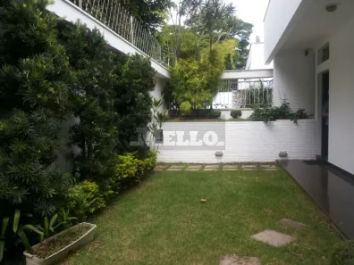 Casa com 3 Quartos à venda, 300m² no Moema, São Paulo