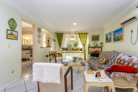 Casa de Condomínio com 3 Quartos à venda, 181m² no Ipanema, Porto Alegre