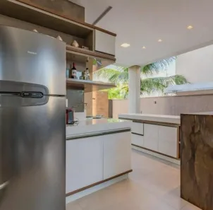 Casa de Condomínio com 4 Quartos à venda, 383m² no Cidade Alpha, Eusébio