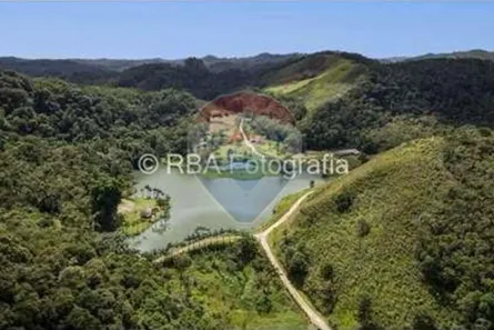 Fazenda/Sítio com 3 Quartos à venda, 516880000m² no Rio Turvo, Tapiraí