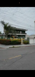 com 5 Quartos para alugar, 200m² no Quilombo, Cuiabá