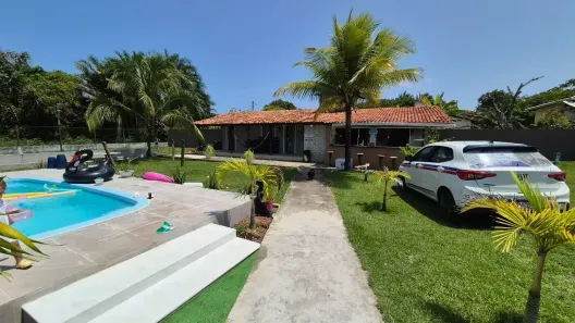 Casa de Condomínio com 2 Quartos para alugar, 750m² no , Vera Cruz
