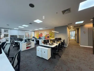 Sala Comercial para alugar, 255m² no Vila Olímpia, São Paulo