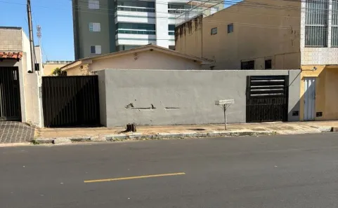 Lote/Terreno à venda, 360m² no Santa Mônica, Uberlândia
