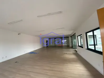 Prédio Comercial para alugar, 700m² no Vila Guarani (Z Sul), São Paulo