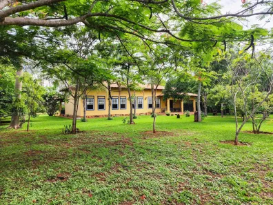 Fazenda/Sítio com 4 Quartos à venda, 336m² no Residencial California, Santo Antônio de Goiás