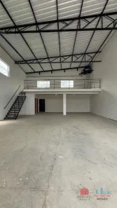 Galpão/Depósito/Armazém para alugar, 187m² no Santa Claudina, Vinhedo