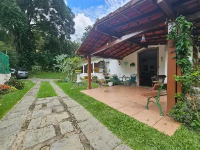 Casa com 3 Quartos à venda, 155m² no Ermitage, Teresópolis