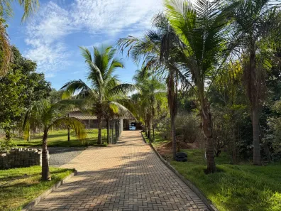Fazenda/Sítio com 3 Quartos à venda, 400m² no , Bela Vista de Goiás