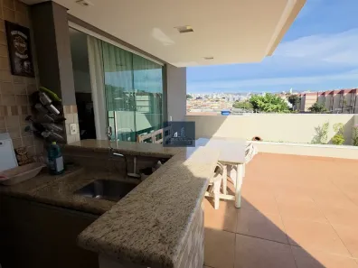 Casa com 3 Quartos à venda, 246m² no Caiçara-Adelaide, Belo Horizonte