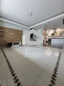 Sobrado com 4 Quartos à venda, 180m² no Vila Pires, Santo André