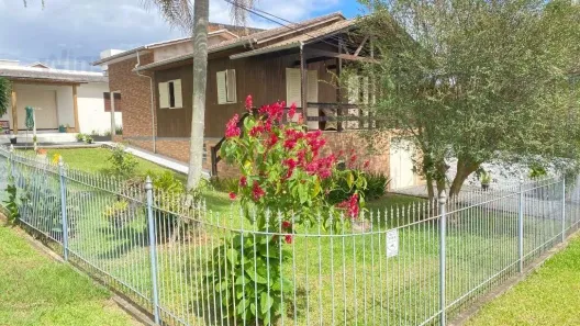 Casa com 2 Quartos à venda, 130m² no Mina do Mato, Criciúma