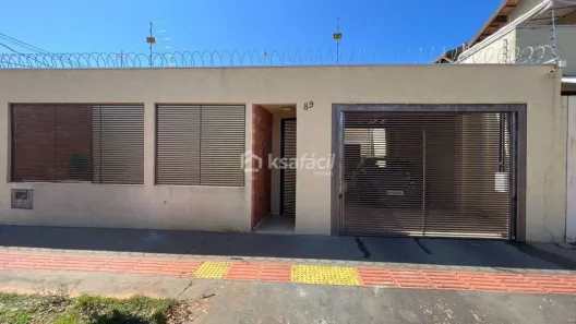 Casa com 4 Quartos à venda, 230m² no Vila Flório, Campo Grande