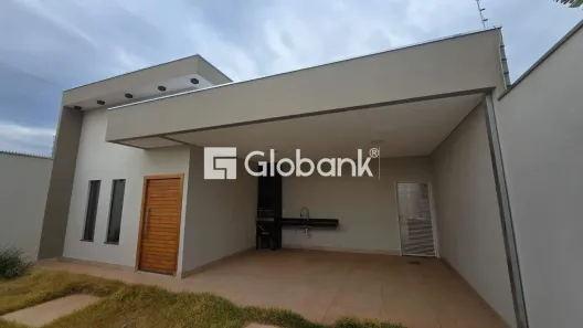 Casa com 3 Quartos à venda, 115m² no Loteamento Novo Primavera, Montes Claros
