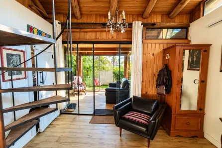 Casa com 2 Quartos para alugar, 137m² no Sambaqui, Florianópolis