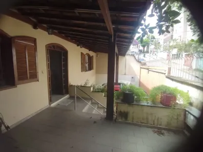 Casa com 4 Quartos à venda, 250m² no Nova Suíssa, Belo Horizonte
