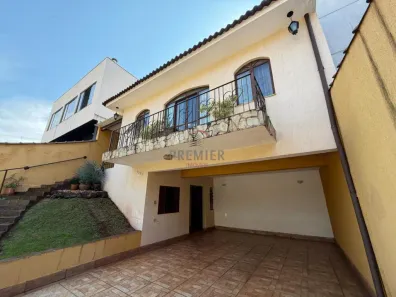 Casa com 3 Quartos à venda, 139m² no Maringá, Londrina