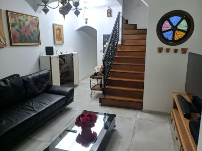 Sobrado com 3 Quartos à venda, 270m² no Parque Erasmo Assunção, Santo André