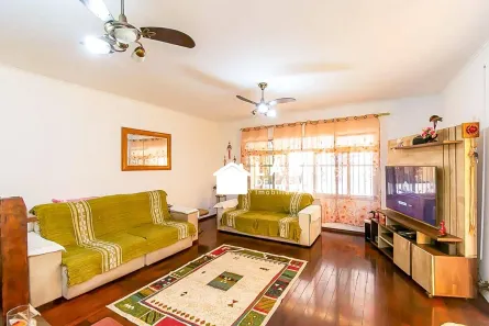 Casa com 3 Quartos à venda, 180m² no Jardim Independência, São Paulo