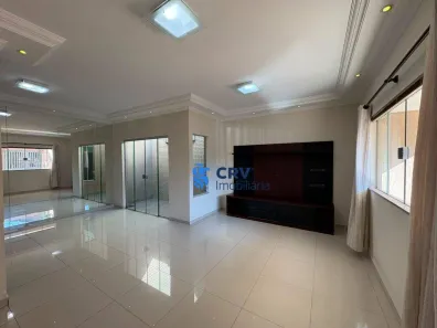 Casa com 4 Quartos para alugar, 180m² no Pacaembu, Londrina