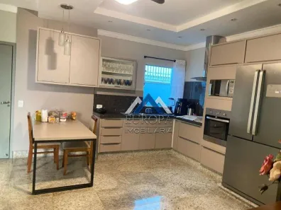 Casa com 3 Quartos à venda, 180m² no Jardim Central Park, Londrina