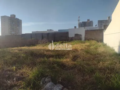Lote/Terreno à venda, 500m² no Bosque dos Buritis, Uberlândia