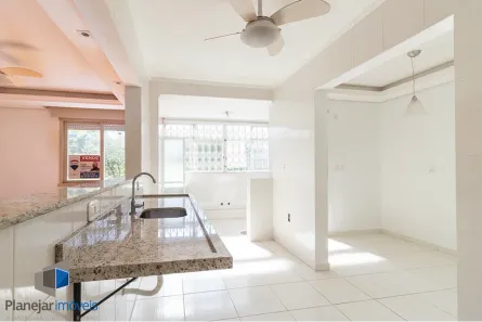 Apartamento com 2 Quartos à venda, 75m² no Vila Ipiranga, Porto Alegre