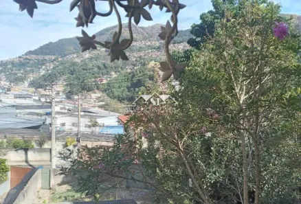 Casa com 4 Quartos à venda, 100m² no Itamarati, Petrópolis
