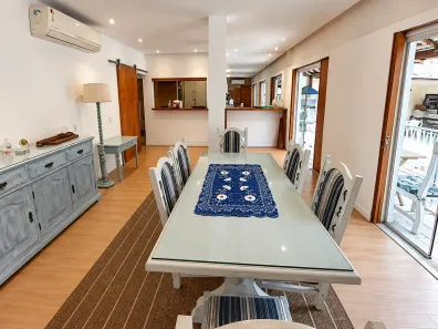 Casa com 4 Quartos para alugar, 600m² no Freguesia (Jacarepaguá), Rio de Janeiro