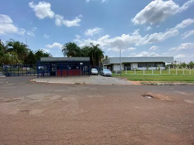 Galpão/Depósito/Armazém com 1 Quarto para alugar, 6375m² no Distrito Industrial, Ituiutaba