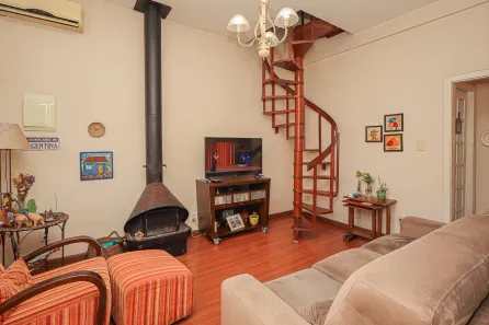 Casa com 3 Quartos à venda, 68m² no Passo da Areia, Porto Alegre