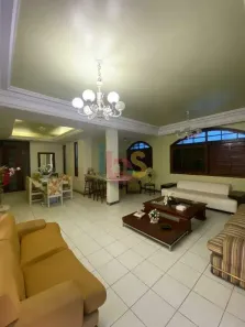 Casa com 6 Quartos para alugar, 399m² no Góes Calmon, Itabuna