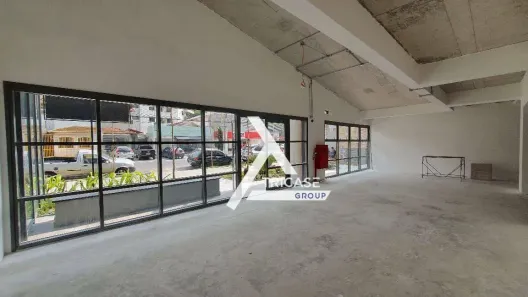 Ponto Comercial para alugar, 390m² no Campo Belo, São Paulo