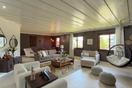 Casa de Condomínio com 3 Quartos à venda, 315m² no Elsa, Viamão