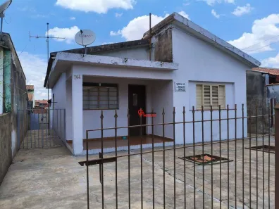 Casa com 2 Quartos à venda, 250m² no São Manoel, Americana