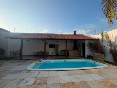 Casa com 3 Quartos para alugar, 400m² no Chácara Brasil, São Luís