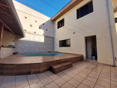 Sobrado com 4 Quartos à venda, 230m² no Rudge Ramos, São Bernardo do Campo
