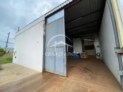 Galpão/Depósito/Armazém para alugar, 300m² no Novo Mundo, Uberlândia