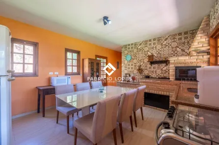 Fazenda/Sítio com 3 Quartos à venda, 190m² no Serrote, Santa Branca