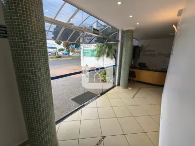 Prédio Comercial para alugar, 150m² no Jardim Patrícia, Uberlândia