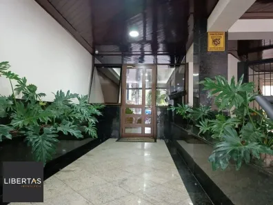 Sala Comercial à venda, 34m² no Menino Deus, Porto Alegre