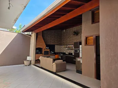 Casa com 4 Quartos à venda, 220m² no Loteamento Residencial Santa Gertrudes, Valinhos