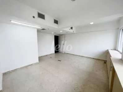 Sala Comercial à venda, 28m² no Liberdade, São Paulo