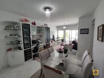 Apartamento com 3 Quartos à venda, 104m² no Coqueiros, Florianópolis
